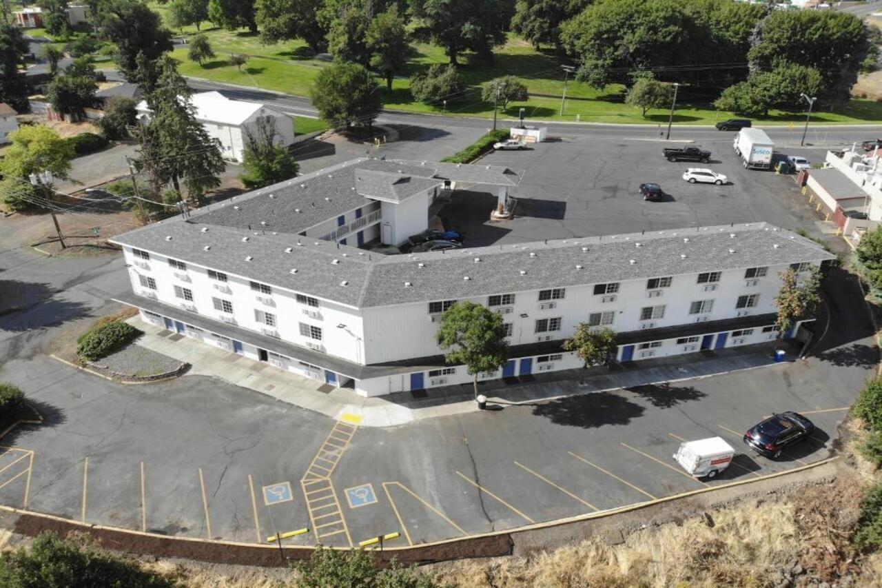 Motel 6 Pendleton, OR - West Exterior foto